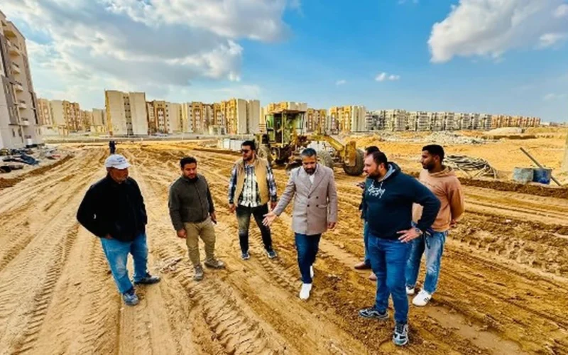 جولة ميدانية.. رئيس جهاز العبور الجديدة يتابع معدلات إنجاز وحدات سكن لكل المصريين